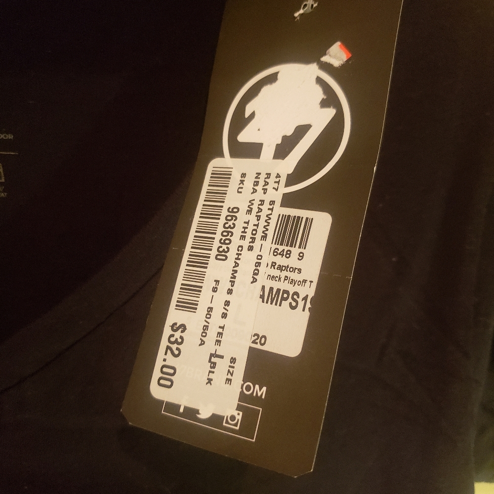 Toronto Raptors Women's Tee - Picture 3 of 4